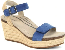 Aetrex Women's Sydney -Englinsfinefootwear aetrex womens sydney blue ew715w 24913.1715001200