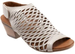 Bueno Women's Lacey 8 Bueno Women's Lacey -Englinsfinefootwear bueno womens lacey tusk b1926 056 97236.1658790993