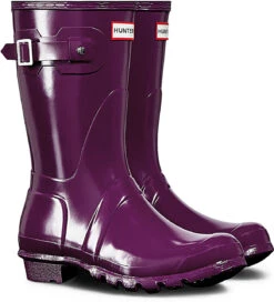 Hunter Women's Original Short Gloss Rain Boot -Englinsfinefootwear hunter womens original short gloss violet wfs1000rgl rvi 41499.1536966688