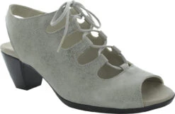 Munro Jillie -Englinsfinefootwear munro women jillie silver metallic nubuck m471970 62835.1489408023