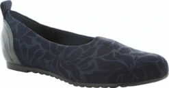 Munro Iriana -Englinsfinefootwear munro womens iriana navy stretch floral m183397 49682.1539733723