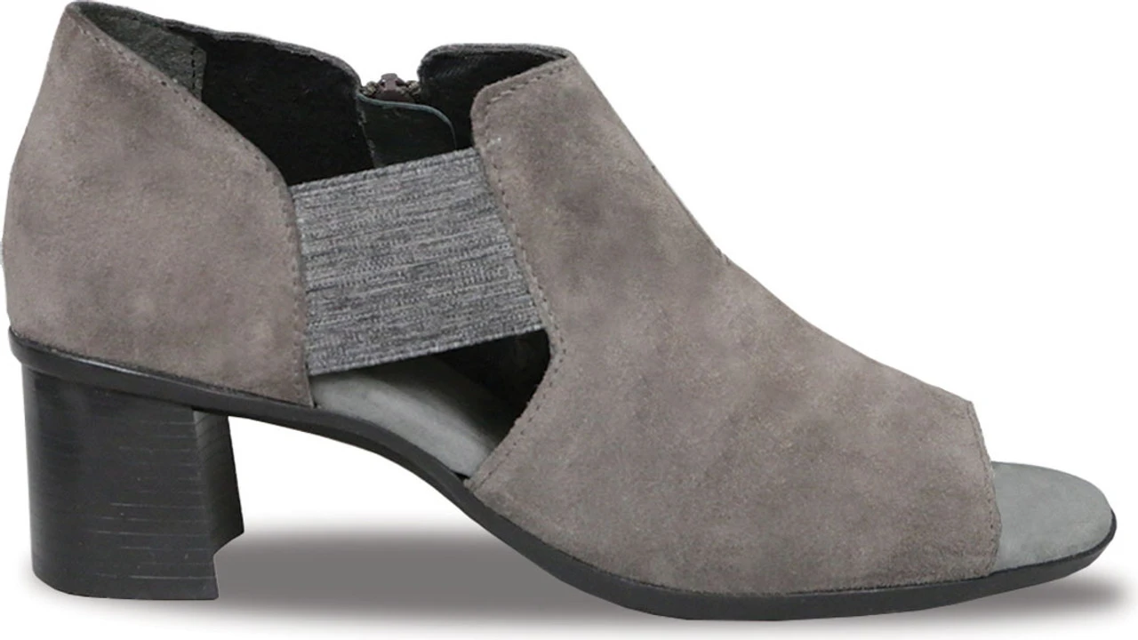 Munro Sable 1 Munro Sable