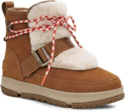 UGG Women's Classic Weather Hiker -Englinsfinefootwear ugg womens classic weather hiker chestnut 1112477 che 90035.1638062047