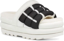 UGG Women's Maxi Slide Logo -Englinsfinefootwear ugg womens maxi slide logo white 1127067 wht 61268.1646263363